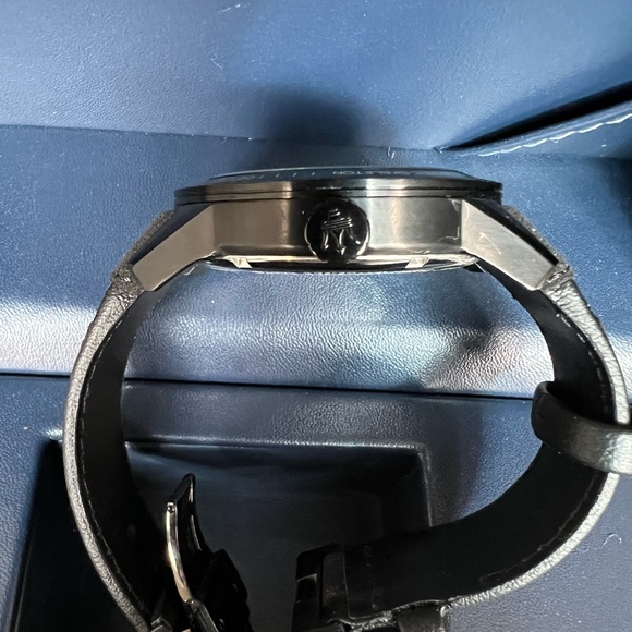 Men's Corsa R8821110001 Black Leather Automatic Dress Watch. - Picture 3 of 6